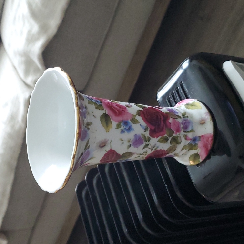 VINTAGE CHINTZ ROSE PRINT VASE - Picture 2 of 3